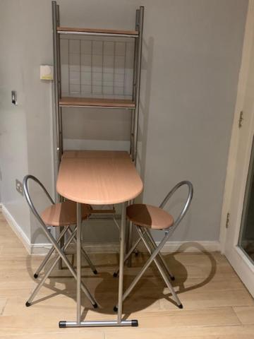 Studio Apartment - Entire Lower Ground Floor - Only 7 Mins Walk Kings Cross St Pancras Station London Bagian luar foto